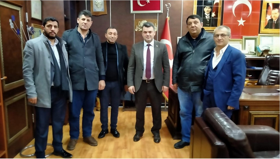 ''Başkan Sarı, Demir ve yönetimini makamında ağırladı''