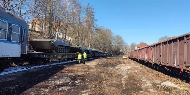 Çekya'dan Ukrayna'ya Tank Desteği