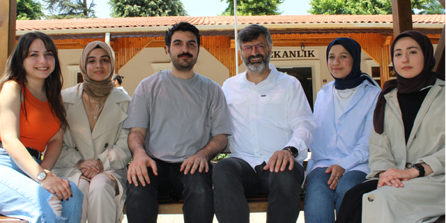 Eğitim Fakültesi Öğrencilerinden Büyük Başarı