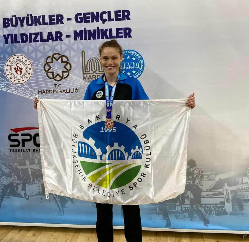 Kick Boks’ta Türkiye Şampiyonu  Büyükşehir’den