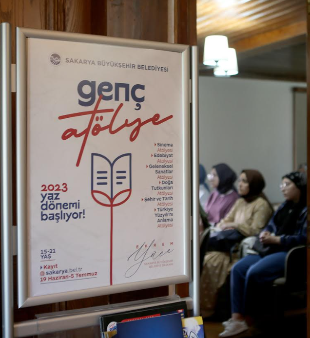 Sakarya’nın gençleri bu yaz ‘Genç Atölye’de: Türkiye’nin 200  yıllık tarihi konuşuldu