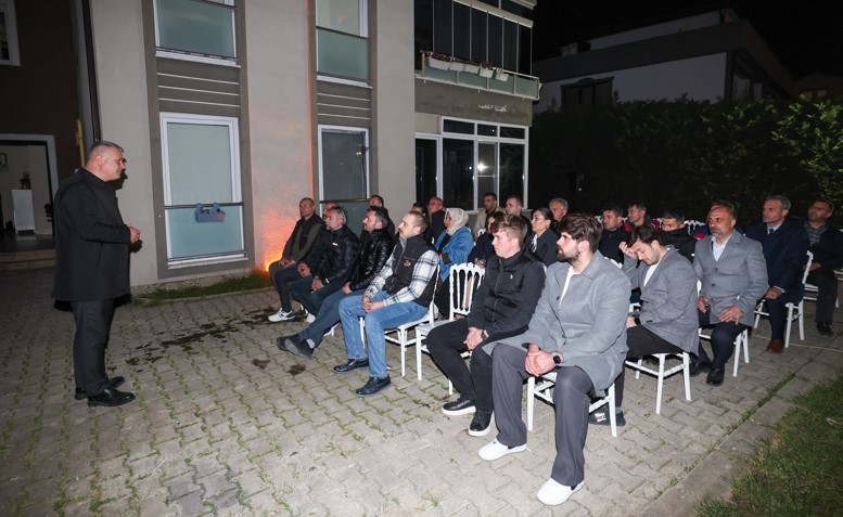 Eser ve Hizmet Siyaseti Şuuruyla Hareket Ediyoruz
