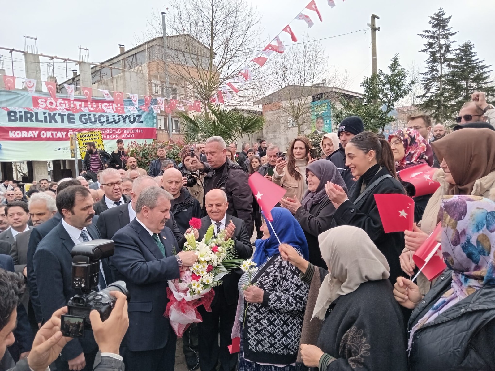BBP Lideri Destici: 'Koray Oktay Özten Başkanımıza güvenimiz tamdır'